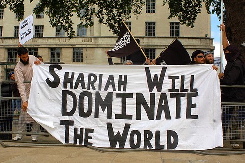 U.S. Courts of Law  –  Sharia Courts?