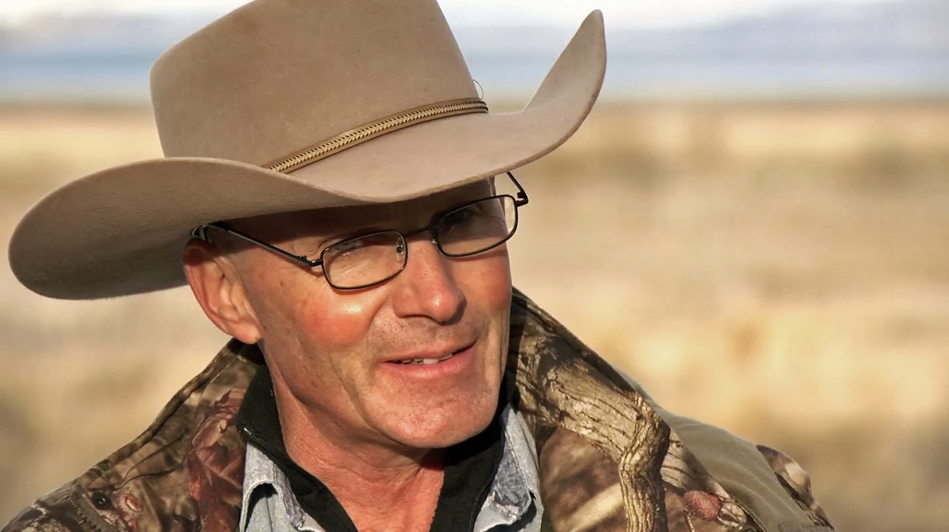 Video shows two camera angles of LaVoy Finicum shooting