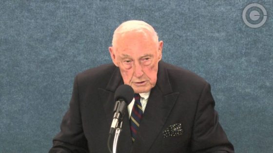 Admiral James “Ace” Lyons (Ret.) Addresses Rolling Thunder on Memorial Day Weekend [Video]