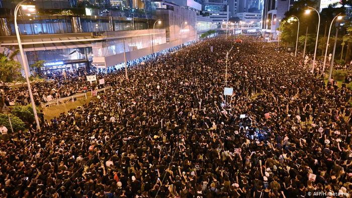 Hong Kong: A Repeat of the Iranian Green Revolution Fail?