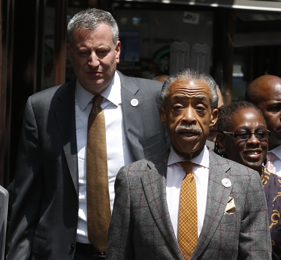 2 NYPD Officers Shot in the Head, Killed in Ambush on Cop Car in Brooklyn