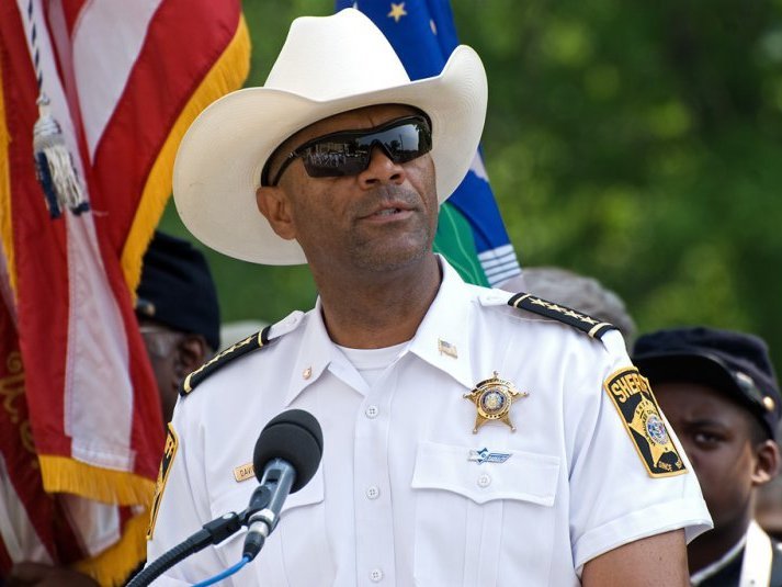Sheriff David Clarke • Milwaukee Murder Rate Up 140%