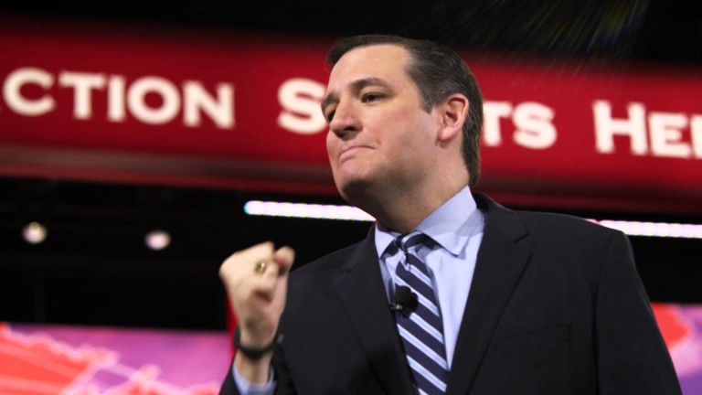 Ted Cruz Deals With Trump Birther Protester In Peoria, IL