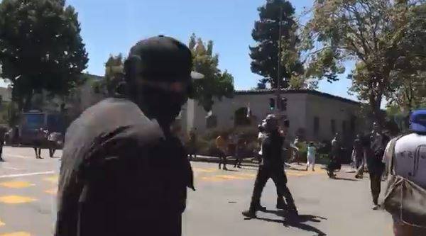 WATCH: #Antifa in #Berkeley attack #PatriotPrayer leader Joey Gibson (video)
