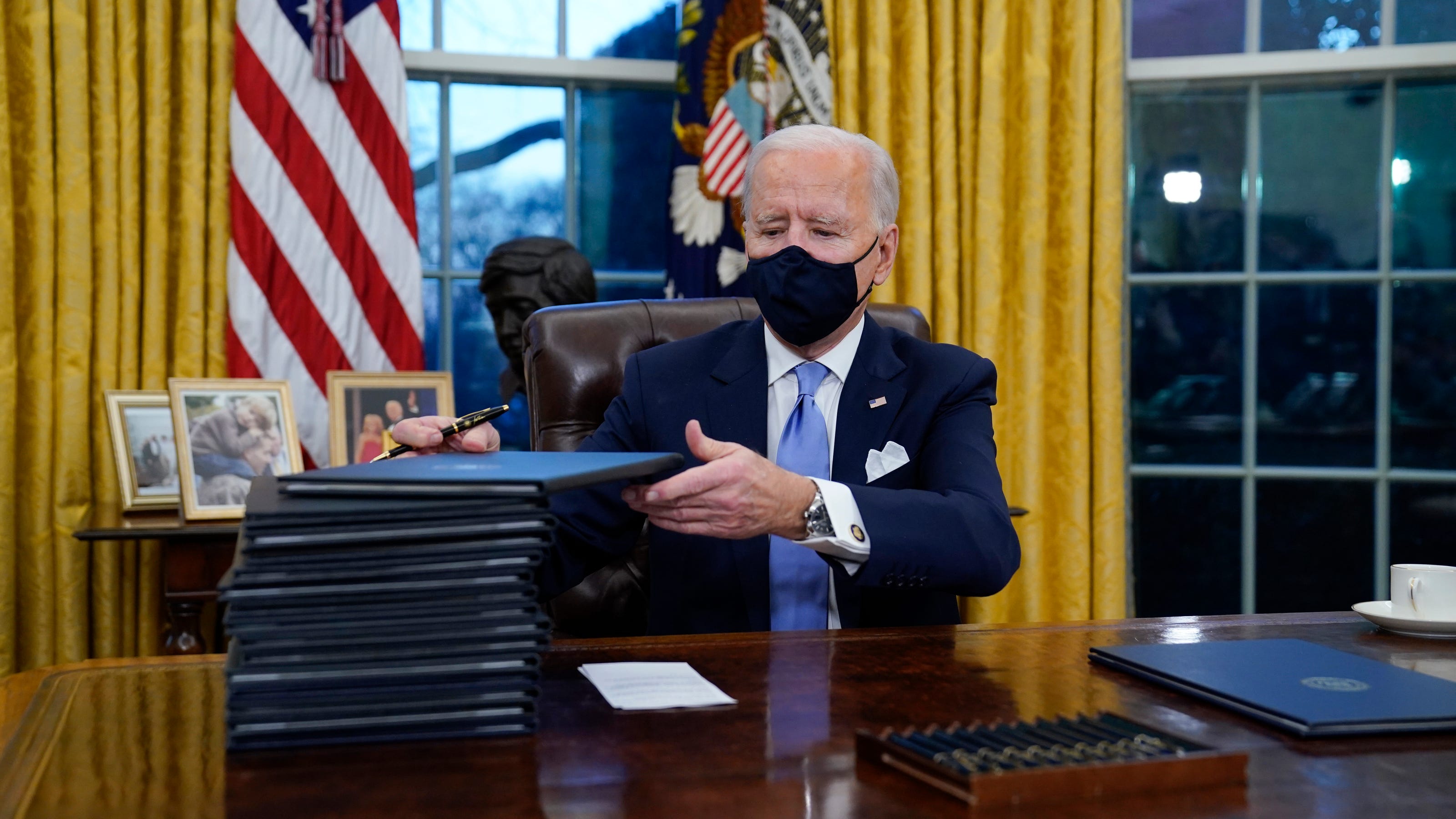 Biden Ends ‘Remain in Mexico’, 25,000 Migrants Coming to U.S.