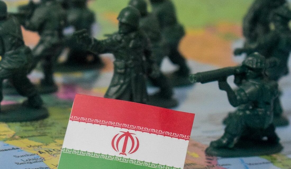 Trump Vs. Obama on Iran