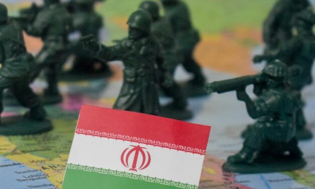 Trump Vs. Obama on Iran